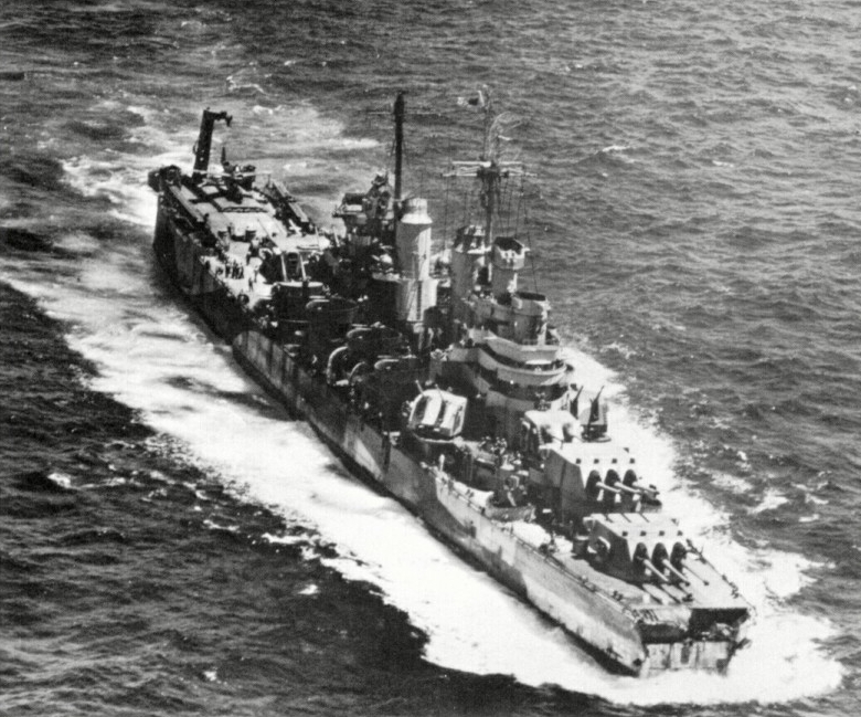 USS_Pittsburgh_(CA-72)_underway_after_sh