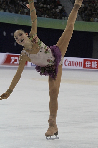File:Adelina Sotnikova at the Cup of China 2011 03.jpg