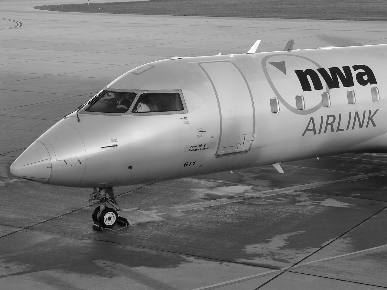 Ahh the CRJ in BW (3067567530).jpg