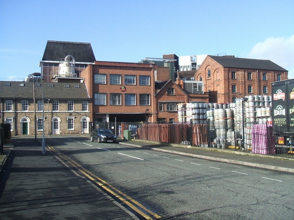 File:Bank's Brewery - geograph.org.uk - 335613.jpg