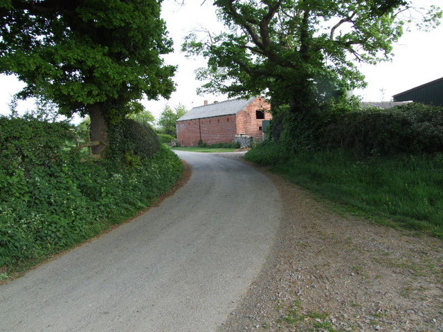 File:Barn and road - geograph.org.uk - 417721.jpg