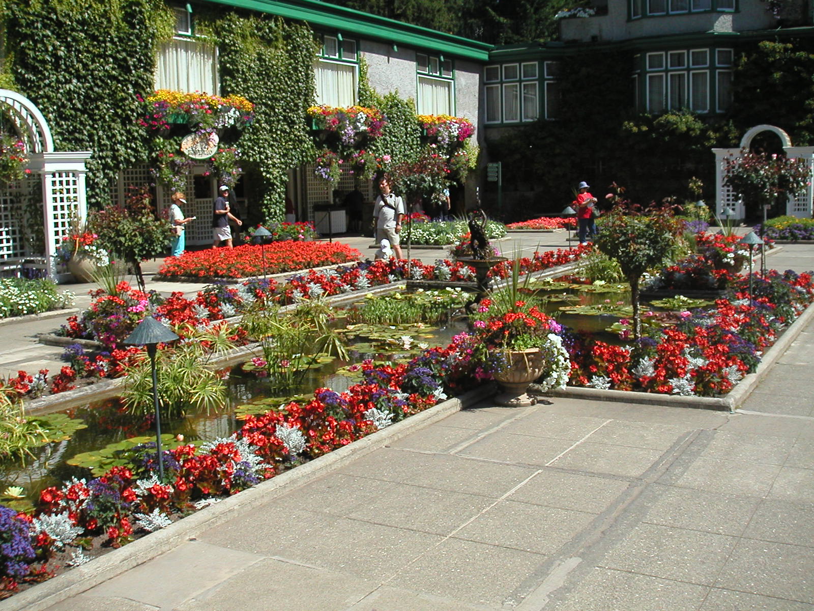 File Butchart Gardens 007 Jpg Wikimedia Commons