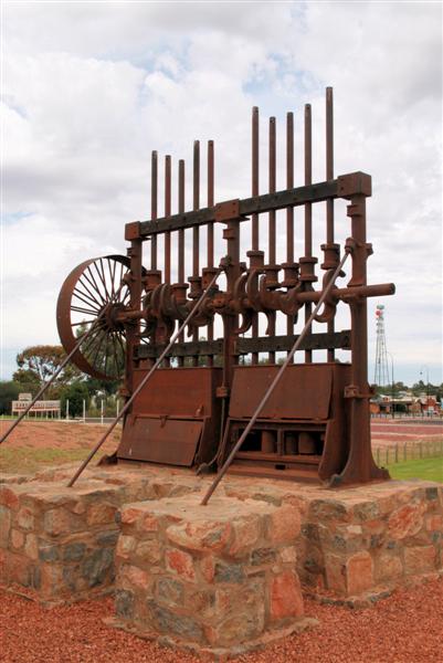 File:Cobar battery.JPG