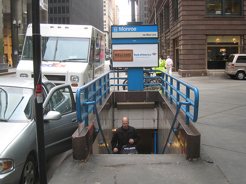 File:Entrée Monroe bleue.jpg