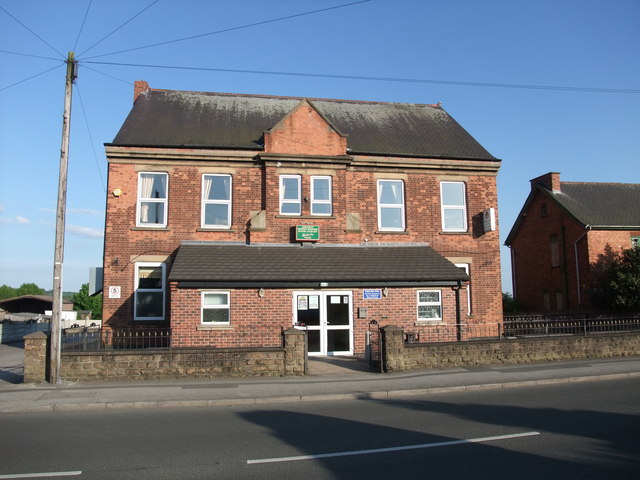 Small picture of Greasley Miners Welfare Social Club courtesy of Wikimedia Commons contributors