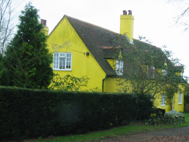 File:House at entrance to West Studdal Farm. - geograph.org.uk - 303766.jpg