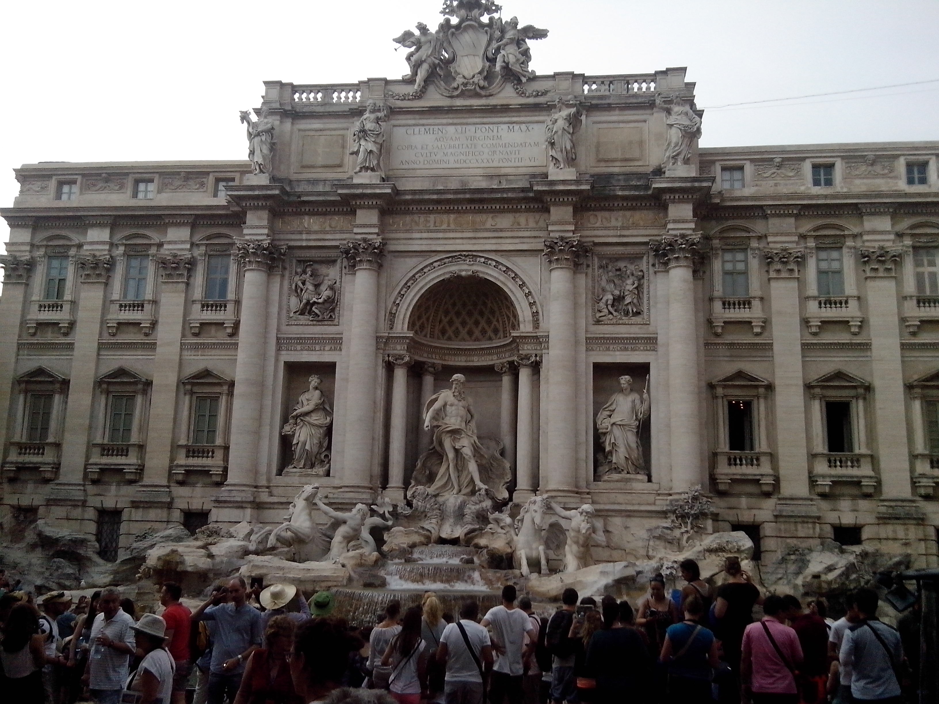 File La Fontana Di Trevi Jpg Wikimedia Commons