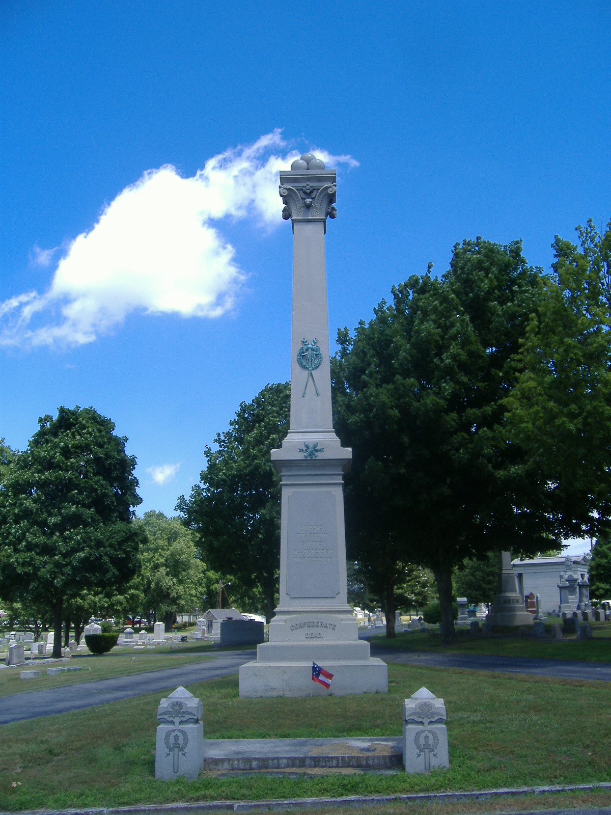 Photo of Latham Confederate Monument