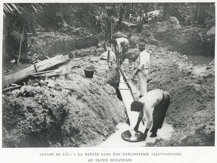 File:Lavage de l'or à la battée.jpg