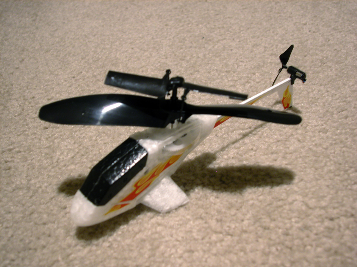 tiny rc helicopter