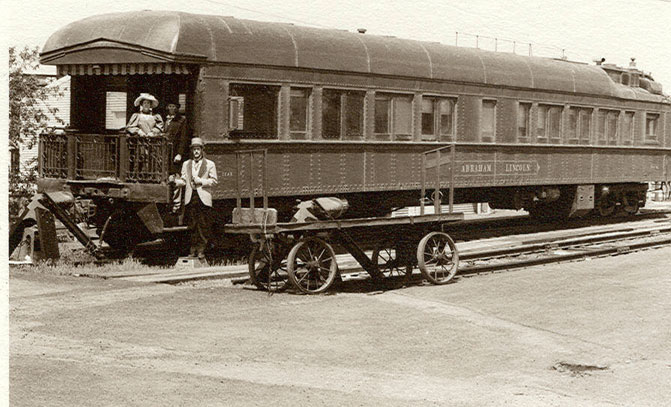 File:Pullman-car-D&RG-101.jpg