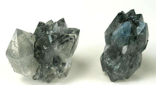 File:Quartz-Aerinite-243082.jpg