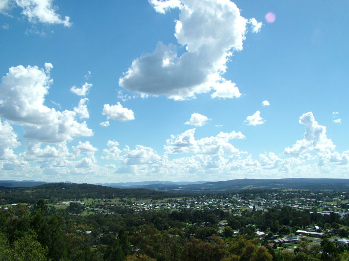 File:Stanthorpe township (south-west aspect) taken from Mt Marlay lookout, Lock Street Stanthorpe Queensland Australia.jpg
