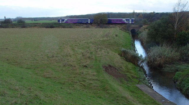 File:The Hull to Selby Line - geograph.org.uk - 610145.jpg