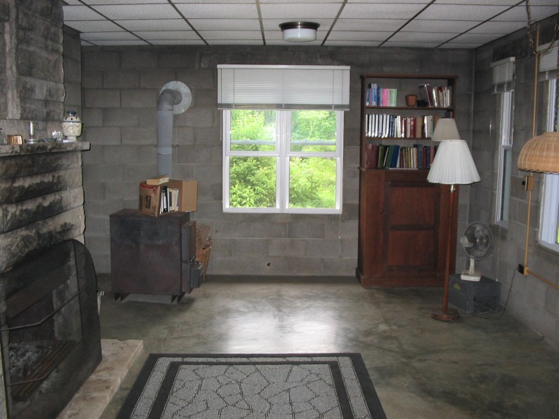 File:Thomas Merton hermitage interior2 (Abbey of Gethsemani).jpg