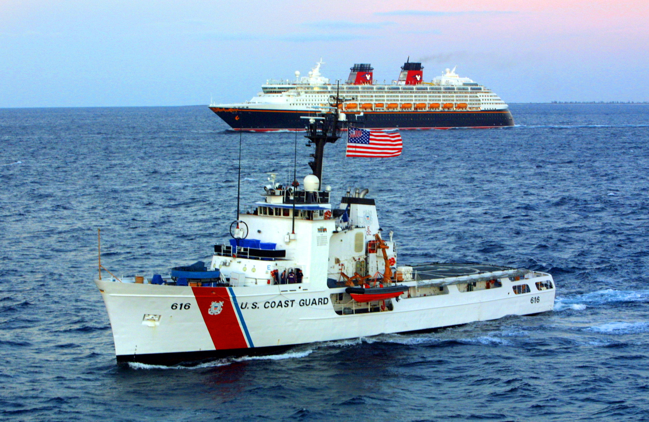 United States Coast Guard Cutter - Wikipedia