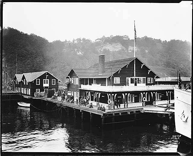 File:West Seattle Naval Training Camp, Seattle, ca 1918 (MOHAI 1318).jpg