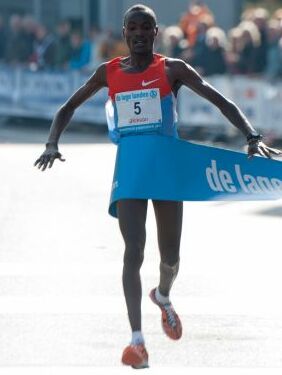 <span class="mw-page-title-main">Dickson Chumba</span> Kenyan long-distance runner