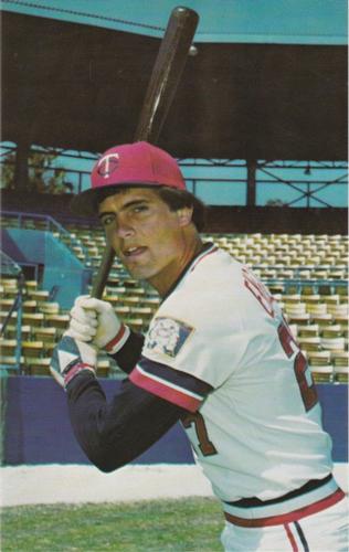 <span class="mw-page-title-main">Dave Engle</span> American baseball player (born 1956)