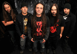 2009 promo photo. From left to right: Alfonso Pinzón, Carlos Marín, César Botero, Andrés Jaramillo, and Cello Dias.