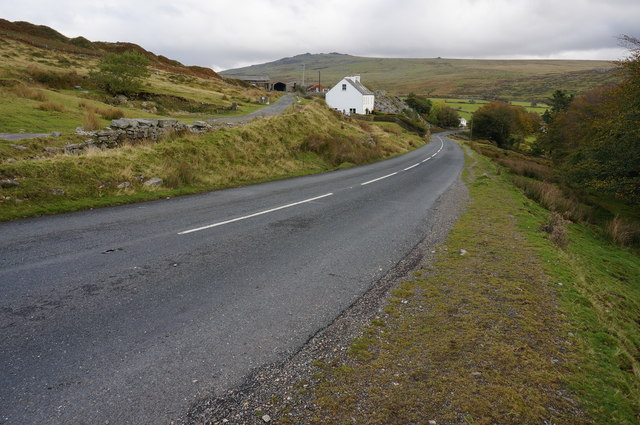 File:Approaching Merrivale - geograph.org.uk - 4206022.jpg