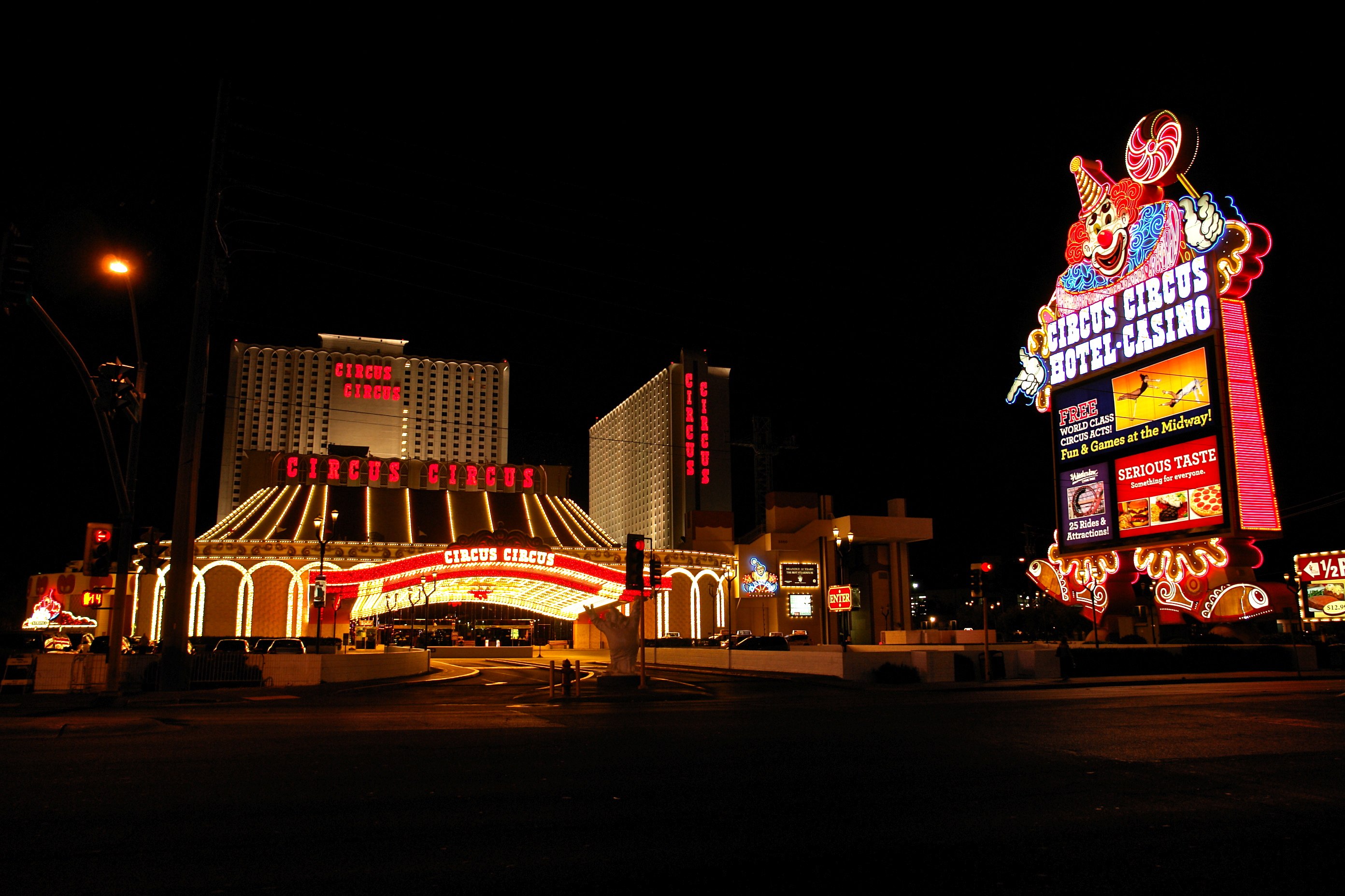 File:Circus Circus Casino, Las Vegas (3479605098).jpg - Wikimedia Commons