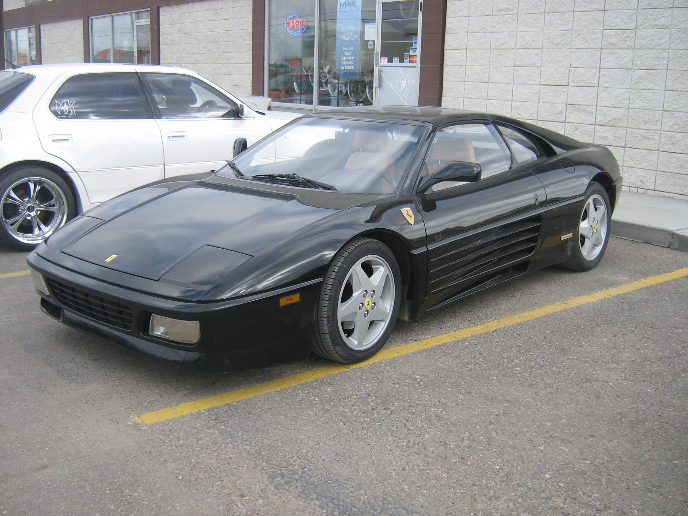 File:Ferrari 348 (2424594972).jpg - Wikimedia Commons