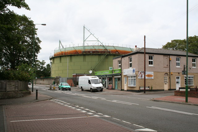 File:Gasholder, Wrythe Lane, Carshalton, Surrey - geograph.org.uk - 486082.jpg