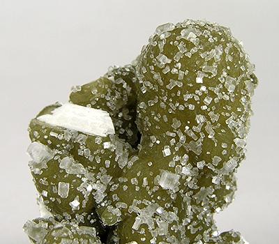 File:Gyrolite-Natroapophyllite-indi-33b.jpg