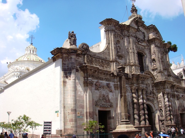 File:Iglesia La Compania, Quito, Ecuador.JPG