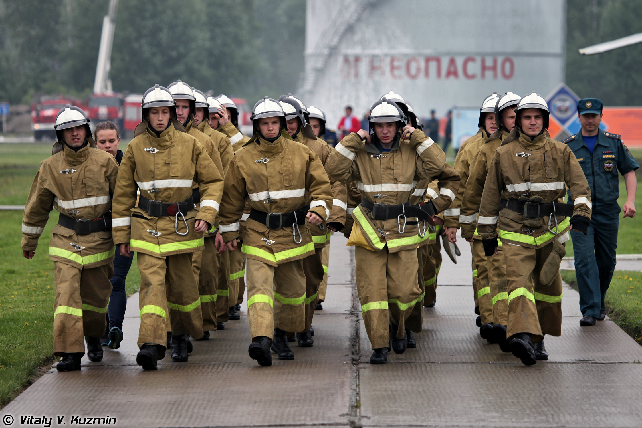 Форма пожарных россии