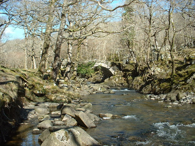 File:Pont Cwm-yr-Afon - geograph.org.uk - 146974.jpg