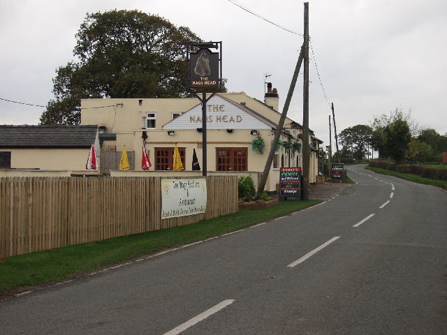 File:Pub at Ridleywood near Holt - geograph.org.uk - 72119.jpg