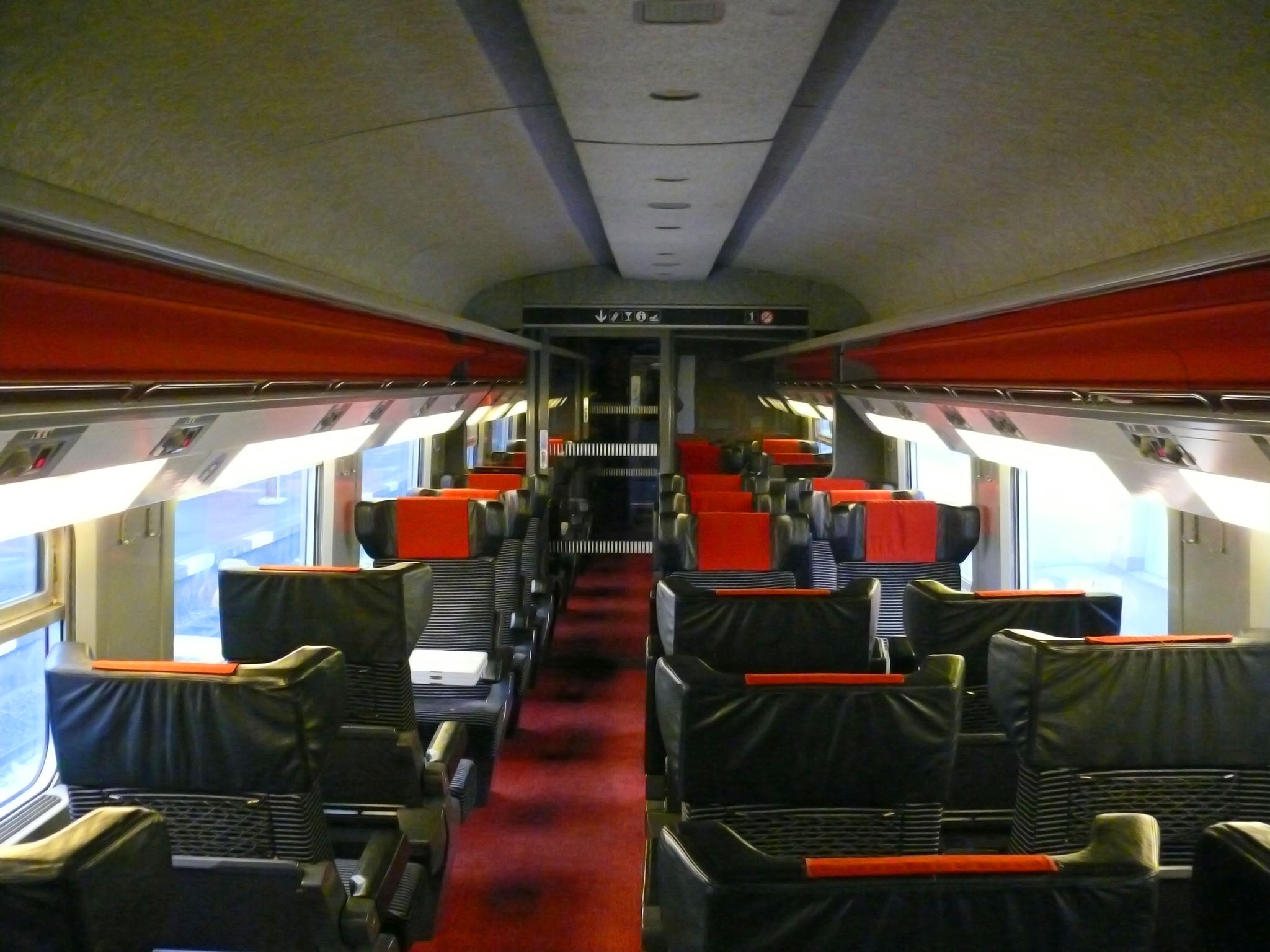 File Sncf Tgv Pse Interieur 1ere Jpg Wikimedia Commons