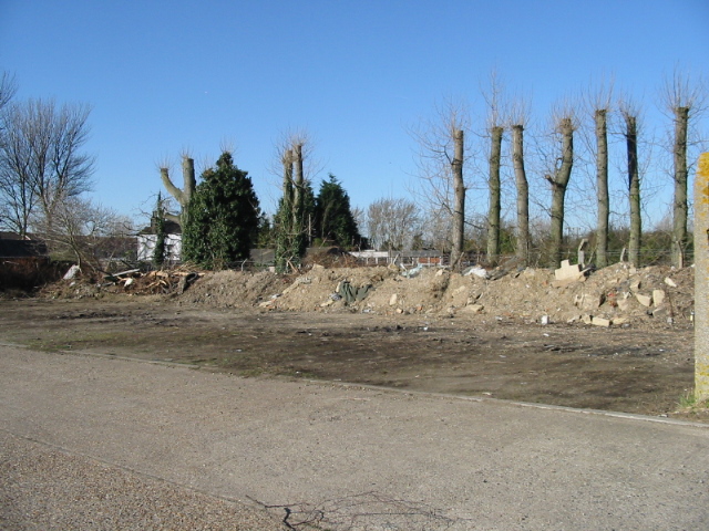 File:Wasteland near Minters industrial estate, Southwall Road - geograph.org.uk - 695356.jpg