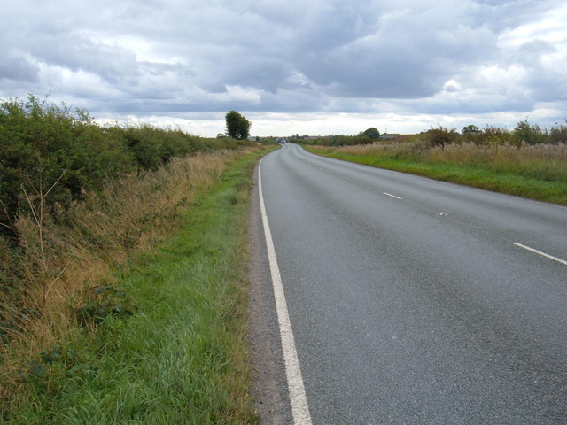 File:A165 towards Skirlaugh - geograph.org.uk - 1468279.jpg