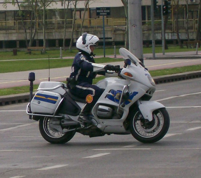 Файл:Croatian police motorcycle (3).jpg