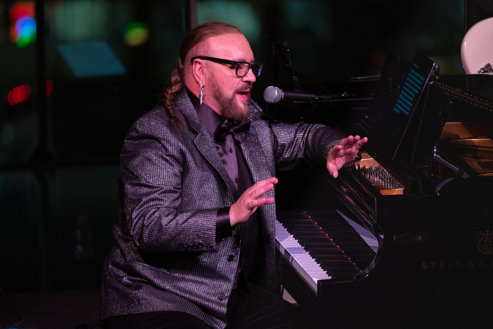 Desmond child