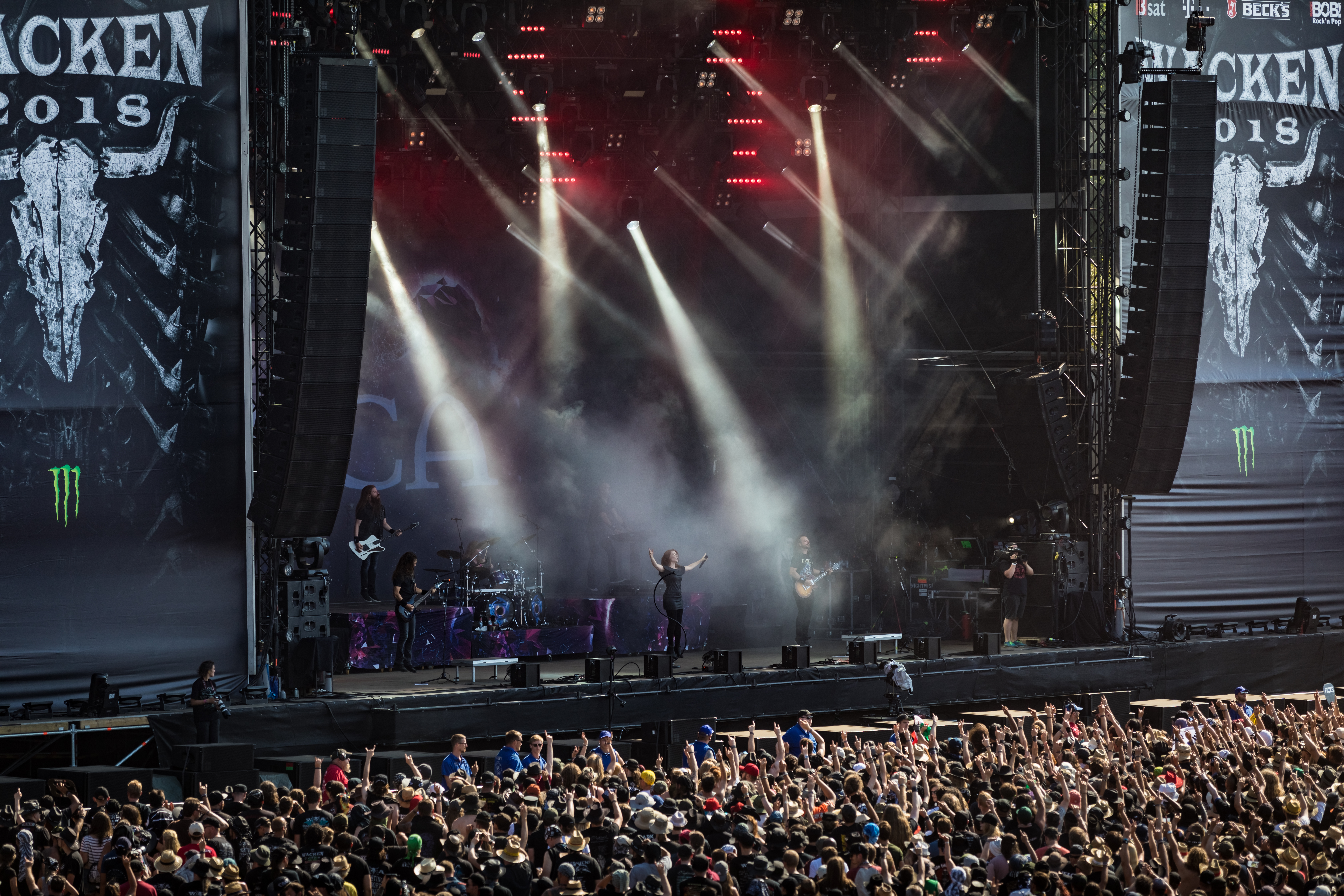 Air 2018. Epica Wacken 2022 photo.