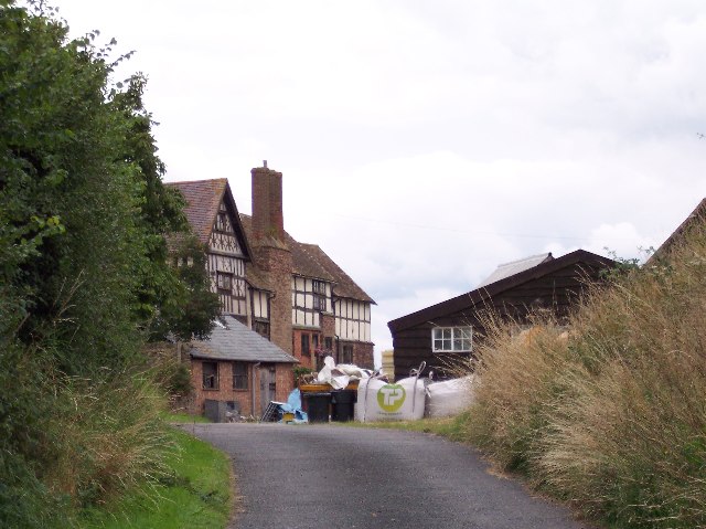 File:Hillhouse Farm - geograph.org.uk - 34110.jpg