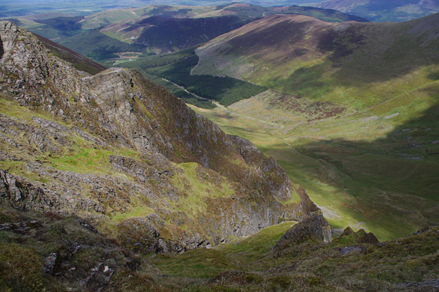 File:Hobcarton Crag from Hopegill Head - geograph.org.uk - 3506190.jpg