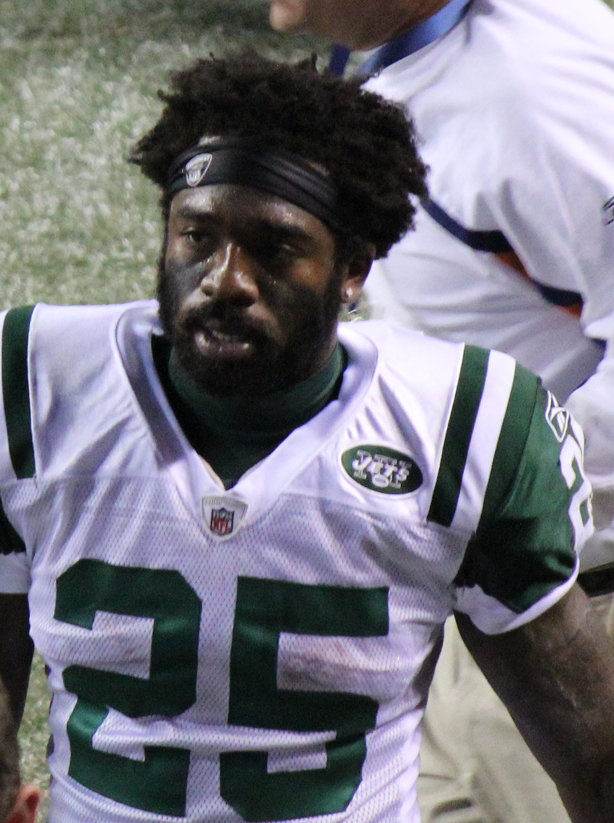 Darrelle Revis: Knee has limited playing press man coverage - Sports  Illustrated