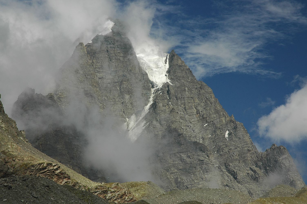 Manimahesh Kailash Peak - Wikipedia