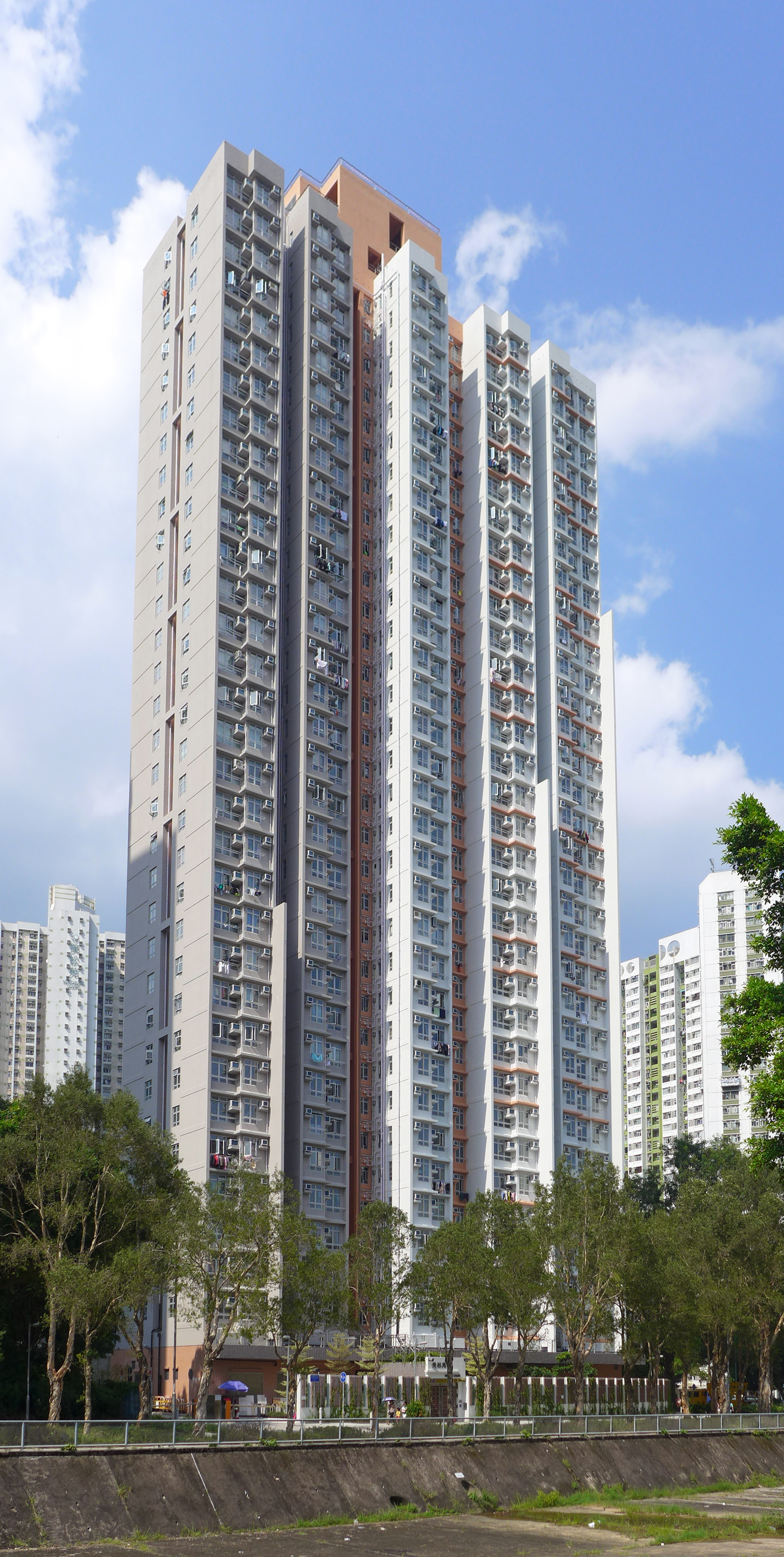 Mei Pak Court【美柏苑】- Hong Kong Public Housing Diorama Minecraft Map