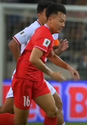 <span class="mw-page-title-main">Nguyễn Thái Sơn</span> Vietnamese footballer