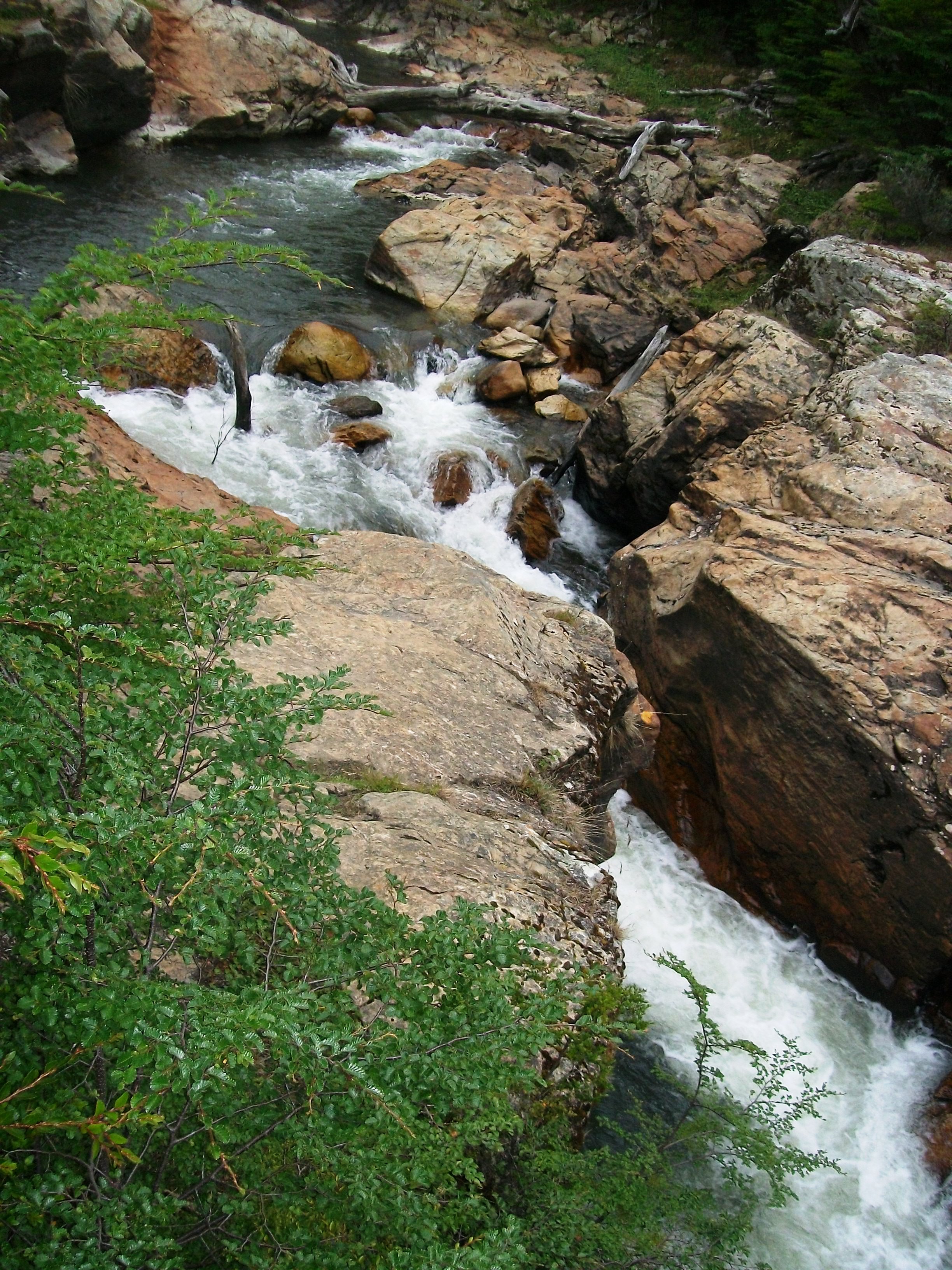 Photos of Cascada Río Pipo - Tierra Del Fuego, Argentina