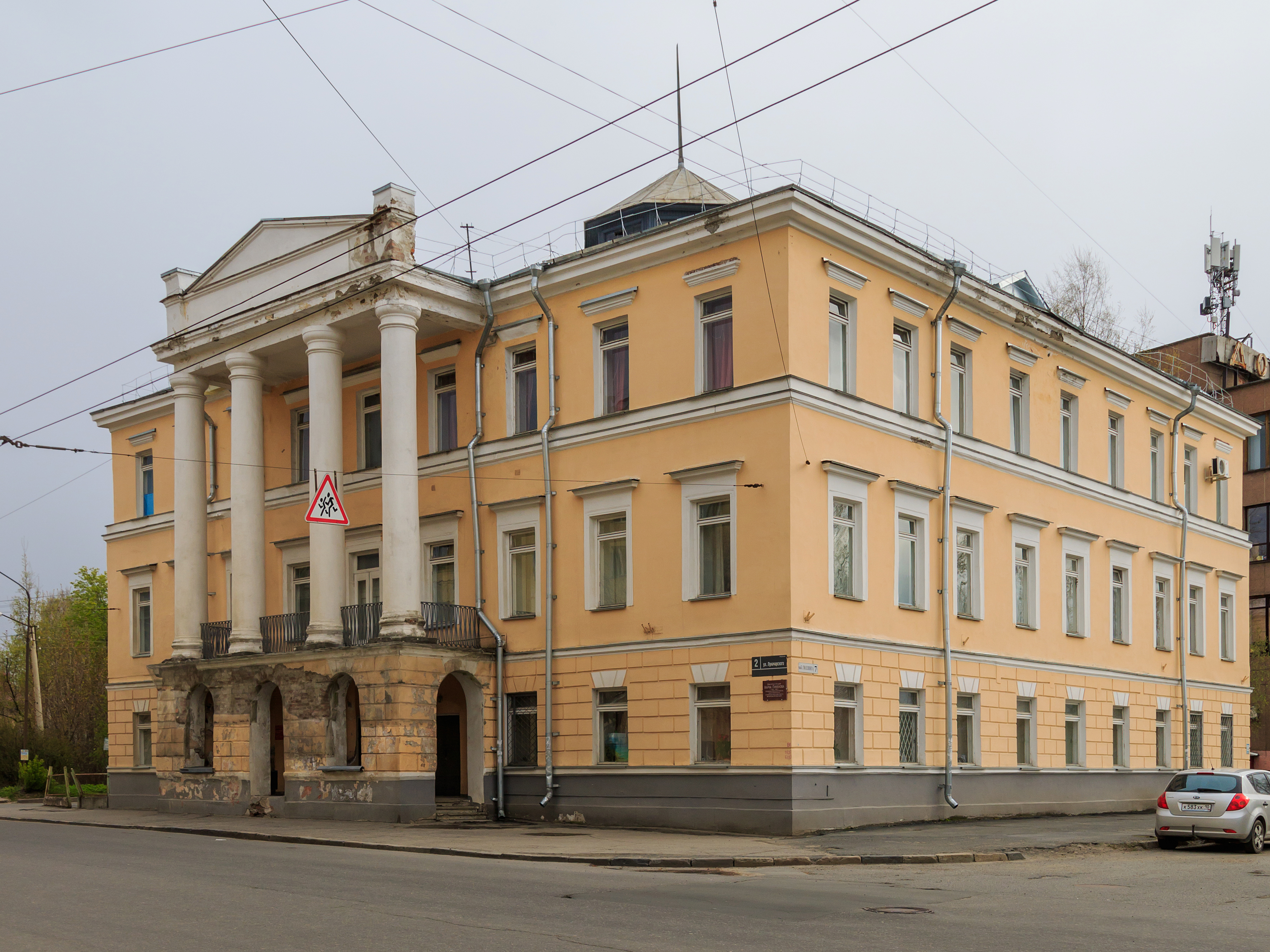 Файл:Petrozavodsk 06-2017 img13 Pimenov House.jpg