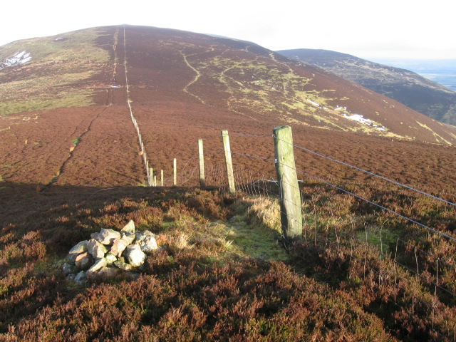 File:Ridge towards Black Mount - geograph.org.uk - 650571.jpg