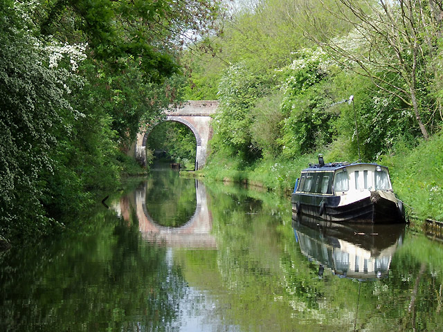 File:Shropshire Union Canal in Rye Hill Cutting, Staffordshire - geograph.org.uk - 1382842.jpg