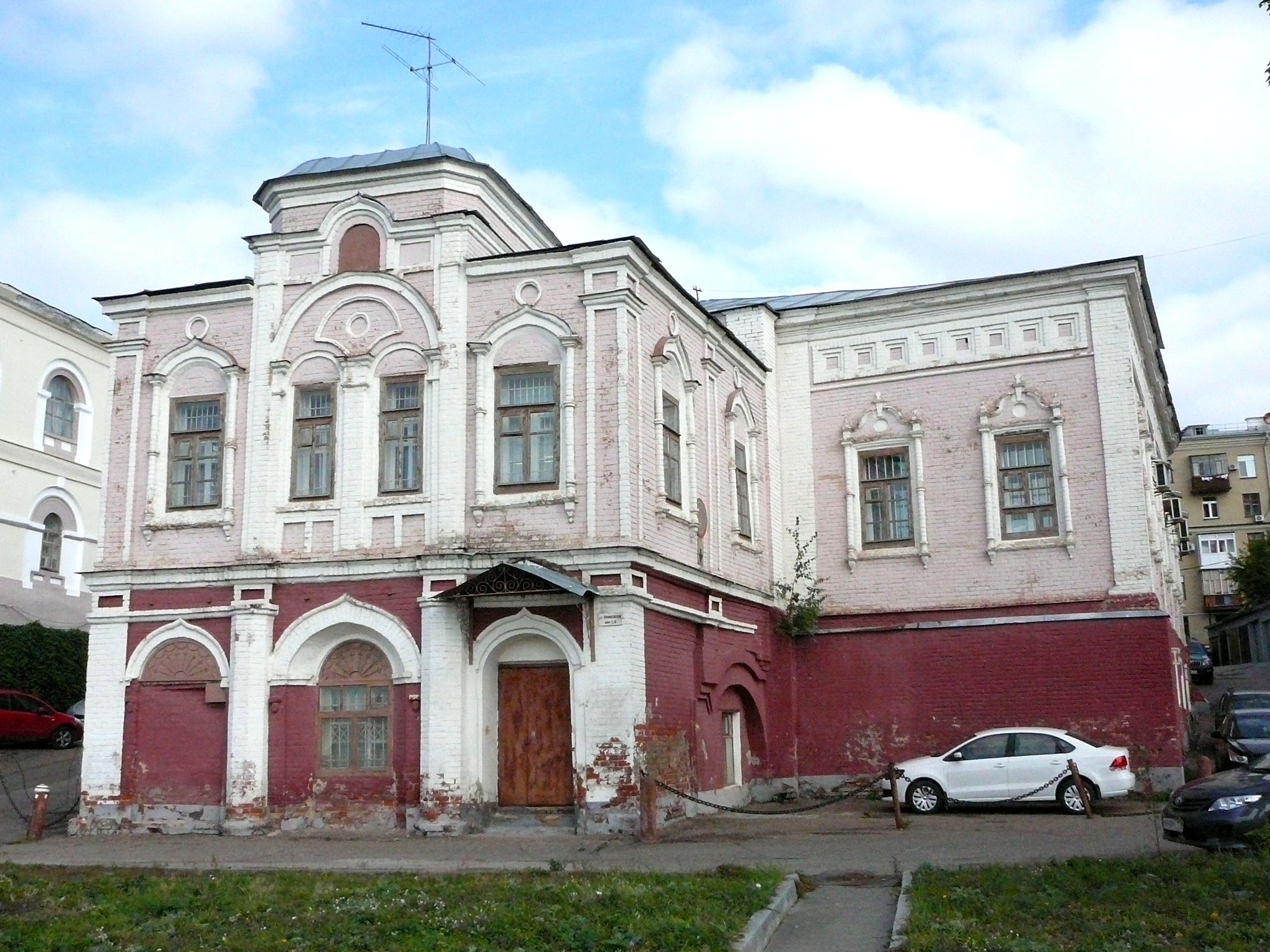 Казань николаса берга. Гостинодворская Церковь Казань. Гостинодворская Церковь Николая Чудотворца Казань. Гостинодворская Церковь в Казани гравюра. Архитектурное наследие г.Казани.